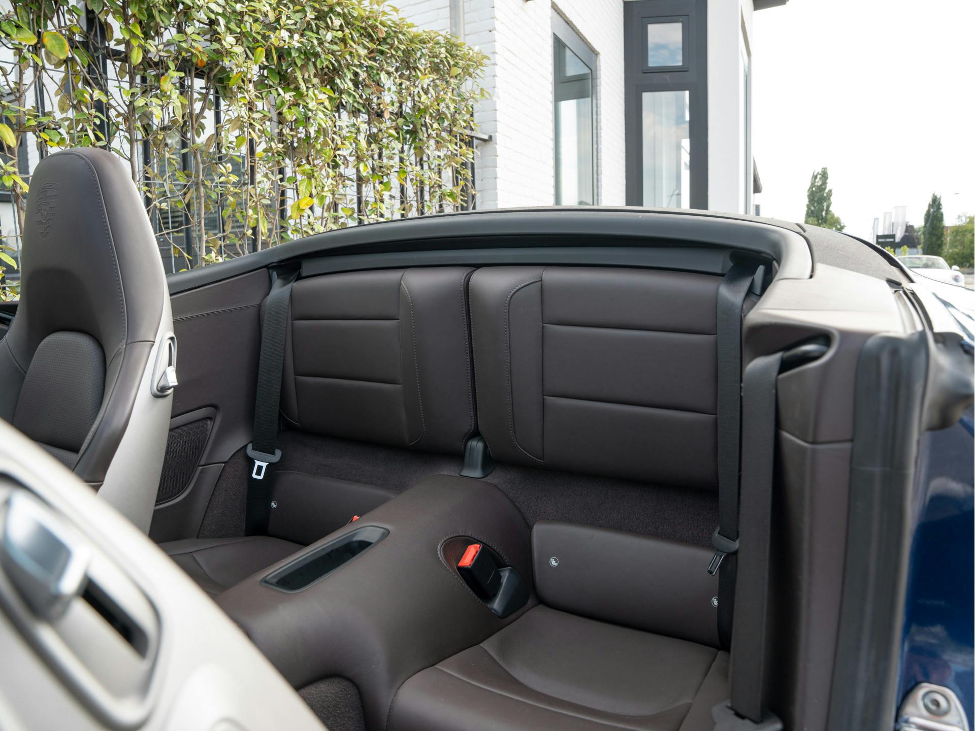 Porsche 911 Cabrio 3.0 Carrera 4 GTS | Blue Metallic Wrap | Bose | Adaptieve Sport-Stoelen